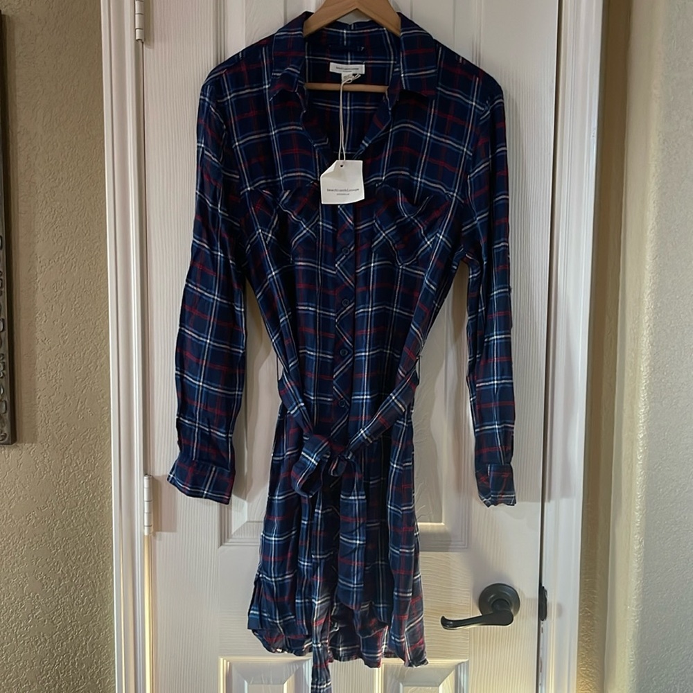 Beach lunch lounge Simone dress size small